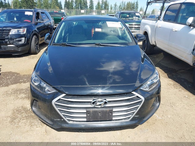 Hyundai ELANTRA SE 2018 5NPD74LF5JH383460 Image 11