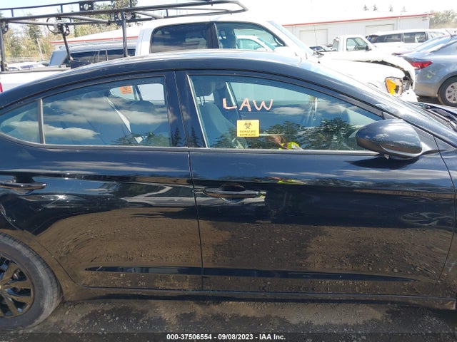 Hyundai ELANTRA SE 2018 5NPD74LF5JH383460 Image 12