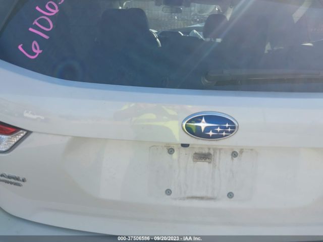 JF2SKAUC5KH527566 Subaru Forester Limited