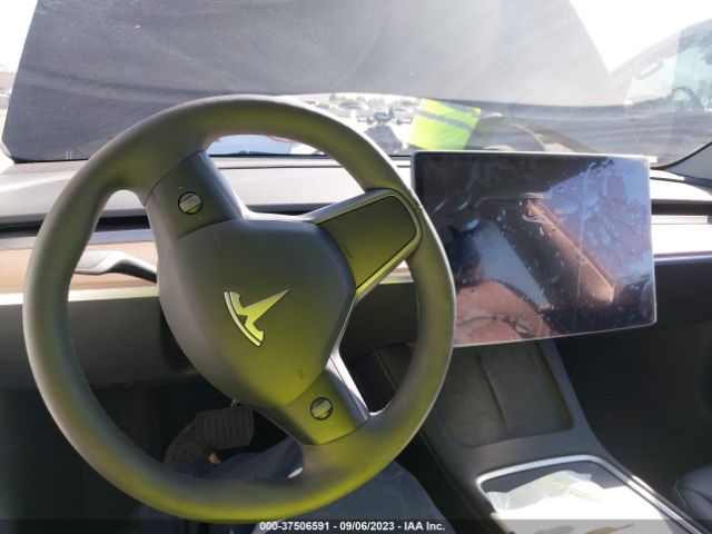 5YJ3E1EA3PF439081 Tesla MODEL 3