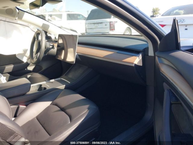 5YJ3E1EA3PF439081 Tesla MODEL 3