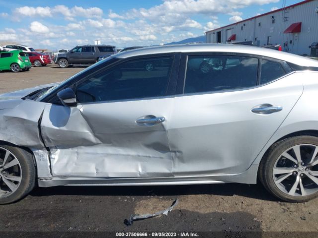 1N4AA6AP8HC443688 Nissan MAXIMA SL