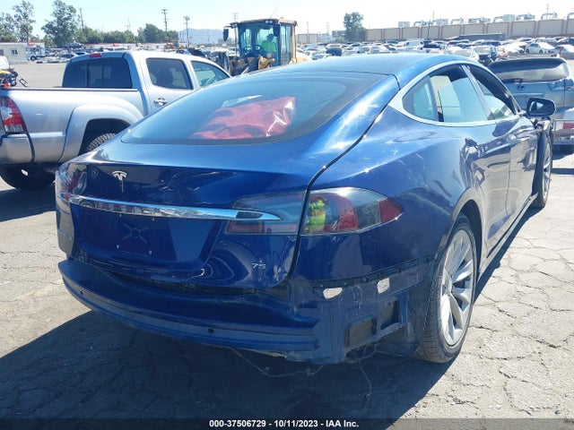 Tesla Model S 60/75 2017 5YJSA1E16HF178814 Image 4