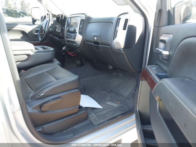 1GT12PEY5KF121337 GMC Sierra 2500hd Sle