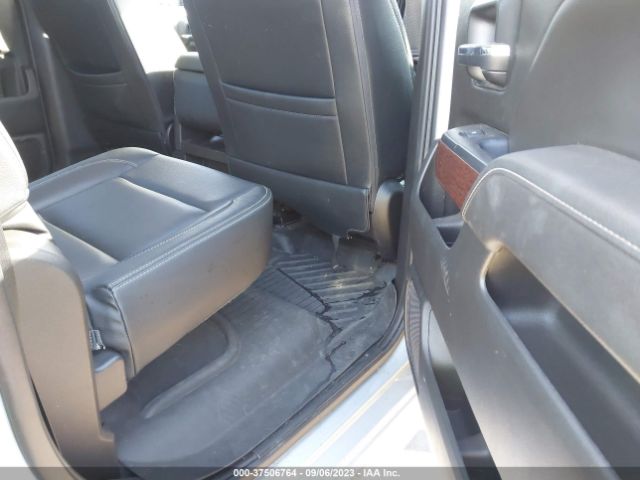 1GT12PEY5KF121337 GMC Sierra 2500hd Sle