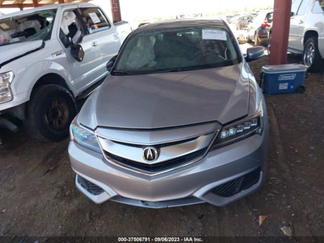 19UDE2F48JA008353 Acura Ilx Special Edition