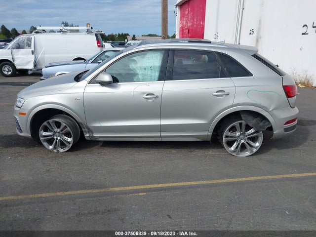 WA1GFCFS2GR007586 Audi Q3 Prestige