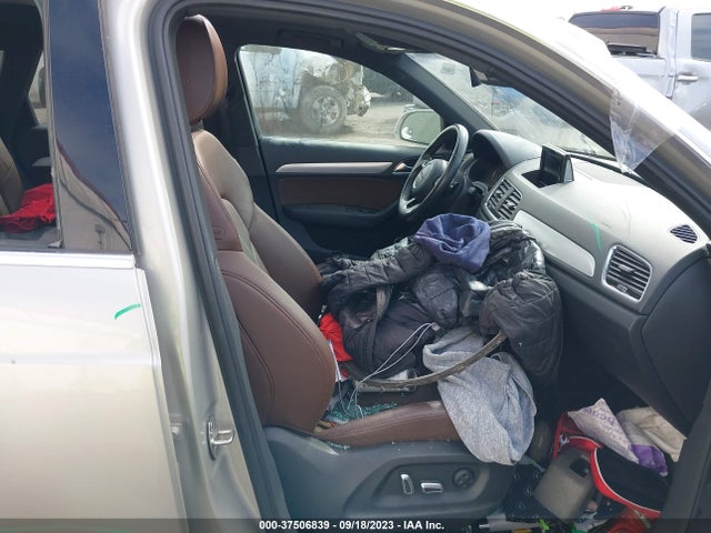 WA1GFCFS2GR007586 Audi Q3 Prestige