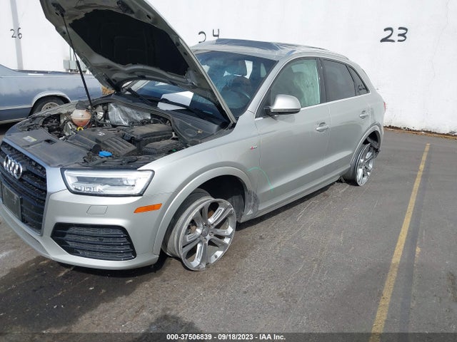 WA1GFCFS2GR007586 Audi Q3 Prestige