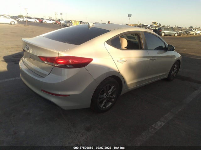 2017 HYUNDAI ELANTRA SE VIN: 5NPD84LF1HH192321