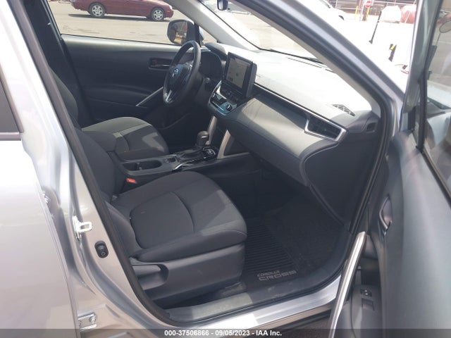 Toyota Corolla Cross Le 2023 7MUCAAAG6PV039040 Image 5