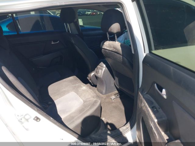 KNDPBCAC2E7559745 KIA Sportage Lx