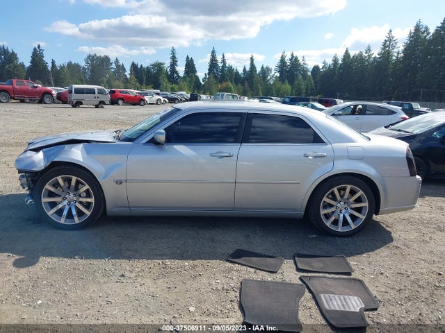 2006 CHRYSLER 300 C SRT8 VIN: 2C3KA73W96H388756