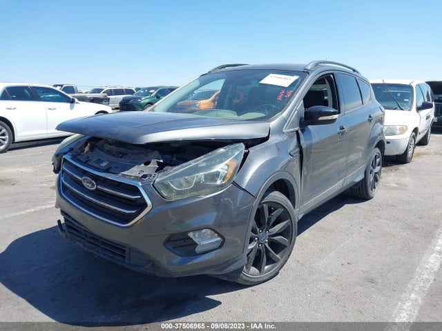 2017 Ford Escape Titanium მანქანა იყიდება აუქციონზე, vin: 1FMCU0J9XHUD19940, აუქციონის ნომერი: 37506965
