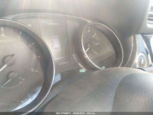 JN1BJ1CR2JW267924 Nissan Rogue Sport Sl
