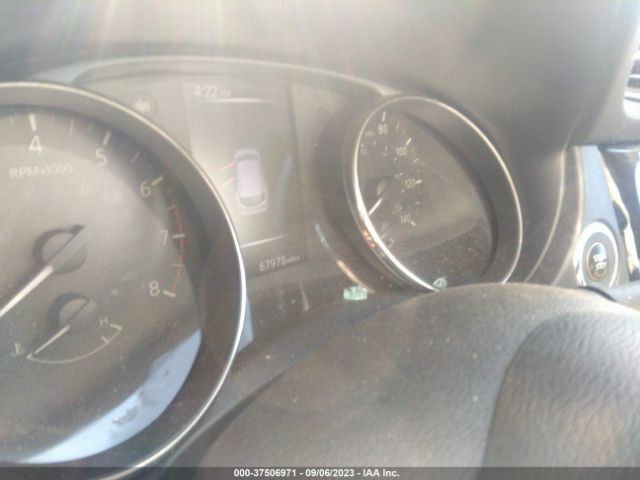 JN1BJ1CR2JW267924 Nissan Rogue Sport Sl