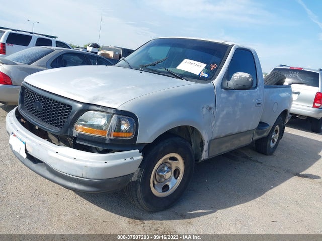 2002 FORD F-150 XL/XLT VIN: 1FTRF07282KA73038