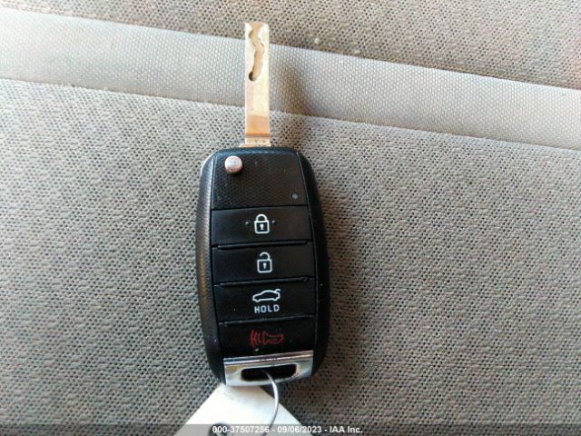 5XXGT4L39GG034031 KIA Optima Lx