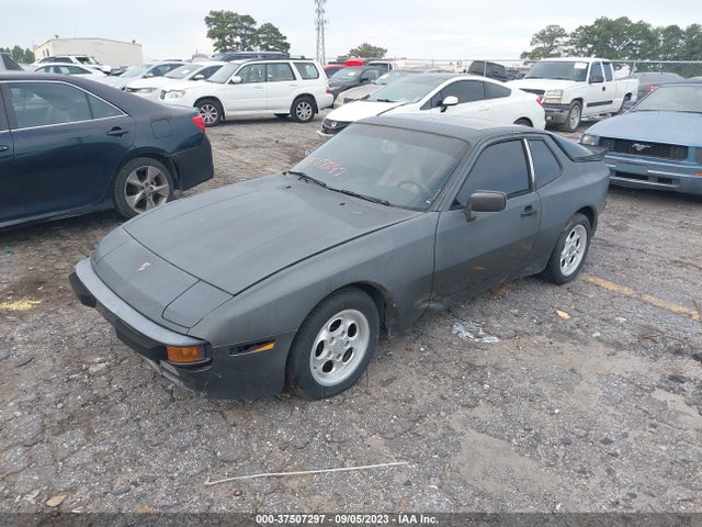 1986 PORSCHE 944 VIN: WP0AA0945GN450599