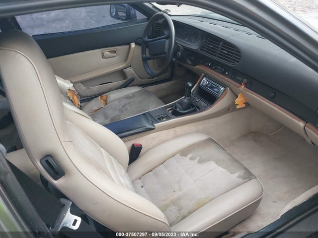 1986 PORSCHE 944 VIN: WP0AA0945GN450599