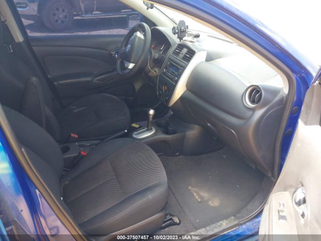 3N1CN7AP7FL812526 Nissan VERSA SV