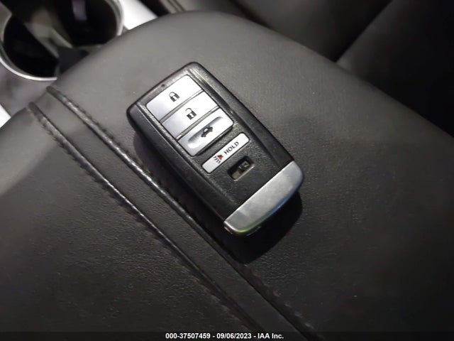Acura TLX 2018 19UUB3F38JA004132 Image 11