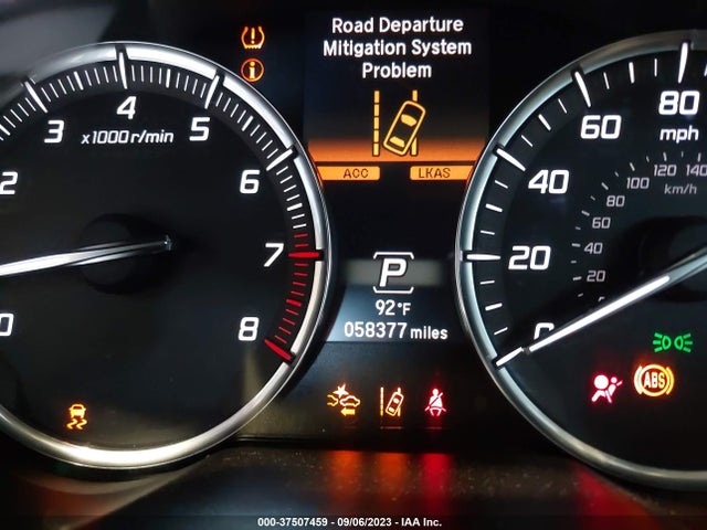 Acura TLX 2018 19UUB3F38JA004132 Image 15