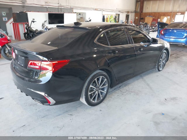 Acura TLX 2018 19UUB3F38JA004132 Image 4
