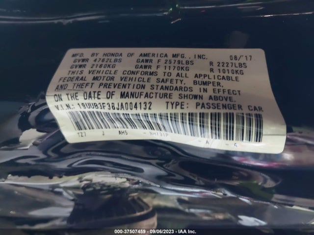 Acura TLX 2018 19UUB3F38JA004132 Image 9