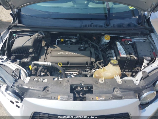 Chevrolet SONIC LT 2015 1G1JC5SG1F4120662 Image 10