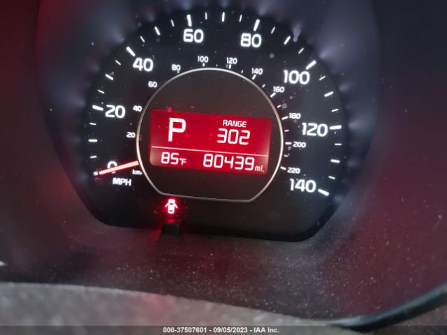 KNDJX3A54G7823138 KIA Soul !