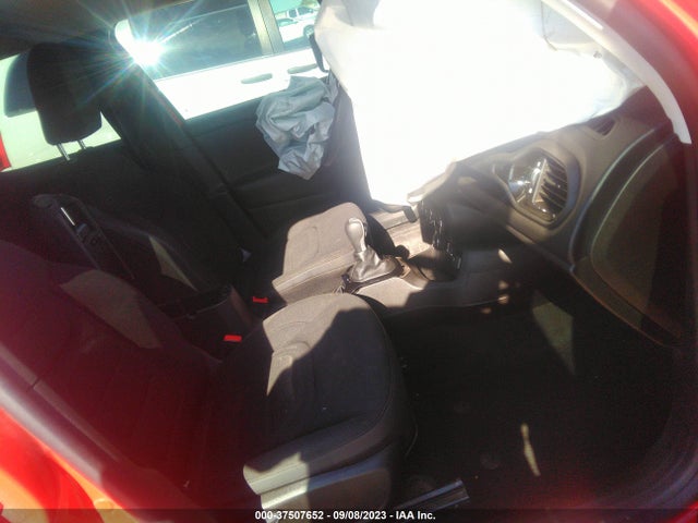 ZACCJBBB1HPG21810 Jeep Renegade Altitude