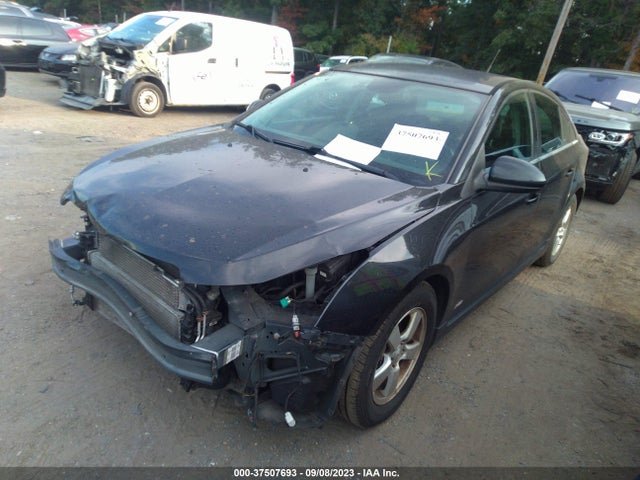 Chevrolet Cruze 1lt 2014 1G1PC5SB3E7169342 Image 2