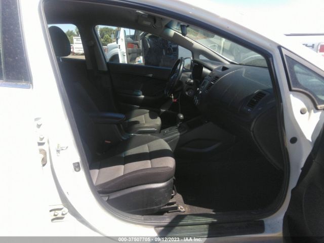 KNAFX4A85F5304791 KIA FORTE EX