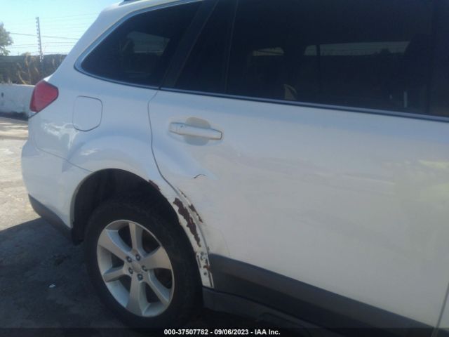 4S4BRBCCXE3243218 Subaru Outback 2.5i Premium