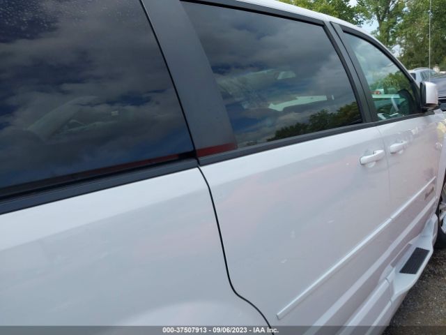 2C4RDGCG1GR370693 Dodge Grand Caravan Sxt