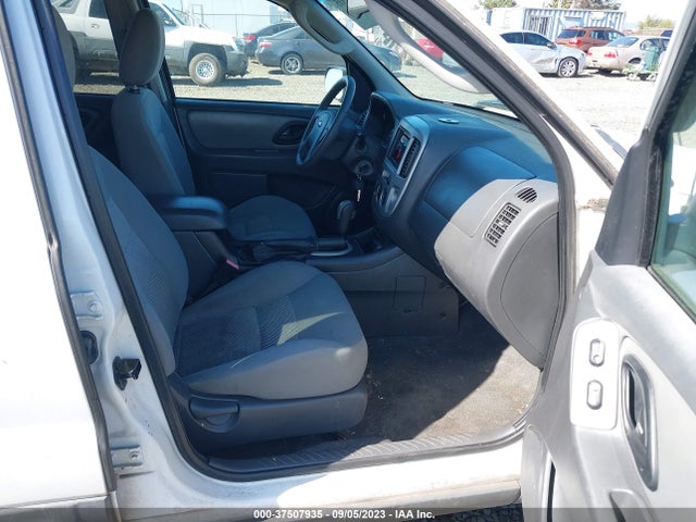 2006 FORD ESCAPE XLT VIN: 1FMYU93166KA09150