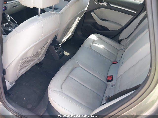 WAUUPBFF5GA101718 Audi A3 E-tron Premium
