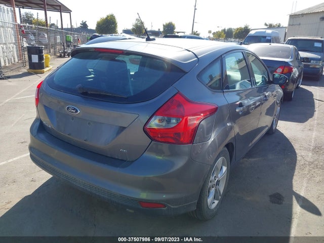 Ford FOCUS SE 2014 1FADP3K2XEL211182 Image 5