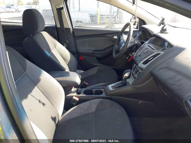 Ford FOCUS SE 2014 1FADP3K2XEL211182 Image 6
