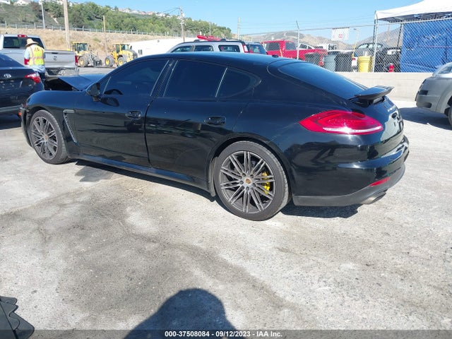 Porsche Panamera 2016 WP0AA2A70GL000601 Image 3