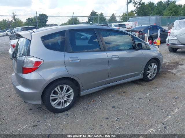 2010 HONDA FIT SPORT VIN: JHMGE8H48AC035759