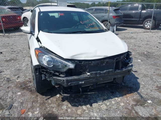 KNAFX5A81G5548073 KIA Forte 5-door Ex