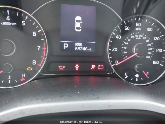 KNAFX5A81G5548073 KIA Forte 5-door Ex