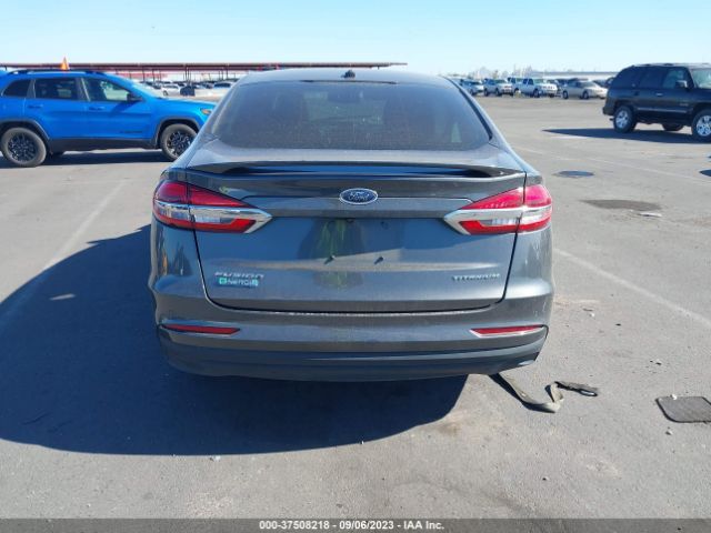 3FA6P0SU6KR201223 Ford Fusion Energi Titanium