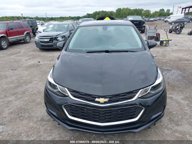37508278 :رقم المزاد ، 1G1BE5SMXH7159014 vin ، 2017 Chevrolet Cruze Lt مزاد بيع