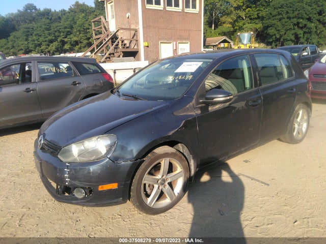 2013 VOLKSWAGEN GOLF TDI W/SUNROOF & NAV VIN: WVWNM7AJ8DW009073