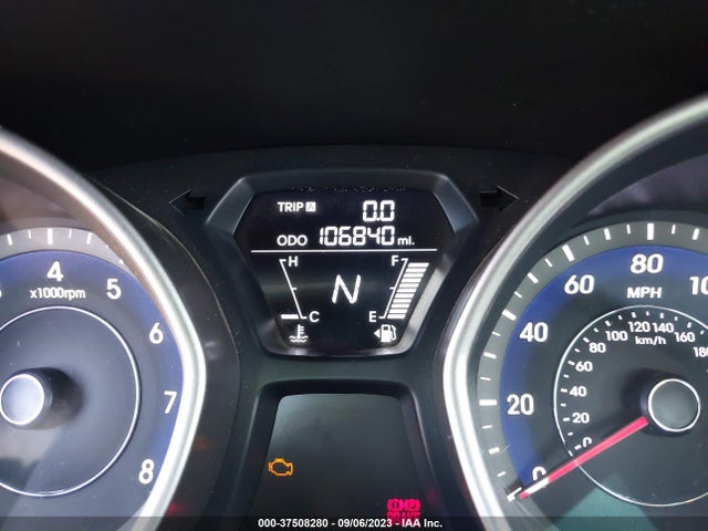 2011 HYUNDAI ELANTRA LTD PZEV VIN: 5NPDH4AE8BH018716