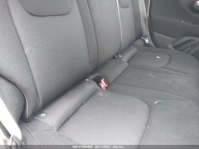 ZACNJBAB6LPK99813 Jeep Renegade Upland