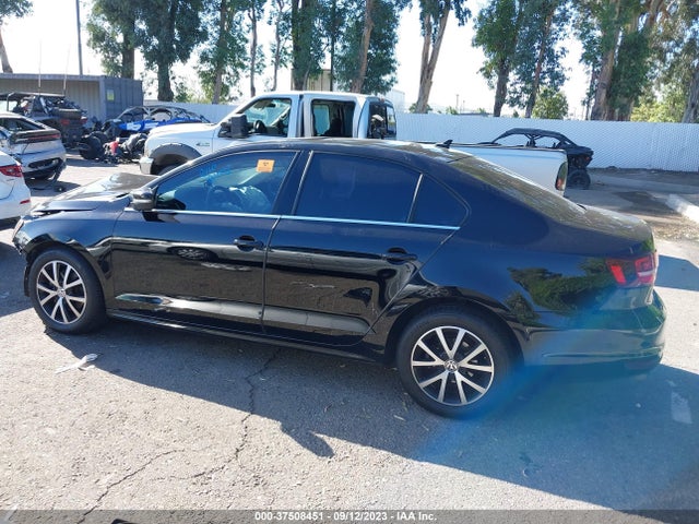 3VWDB7AJ0HM243065 Volkswagen Jetta 1.4t Se